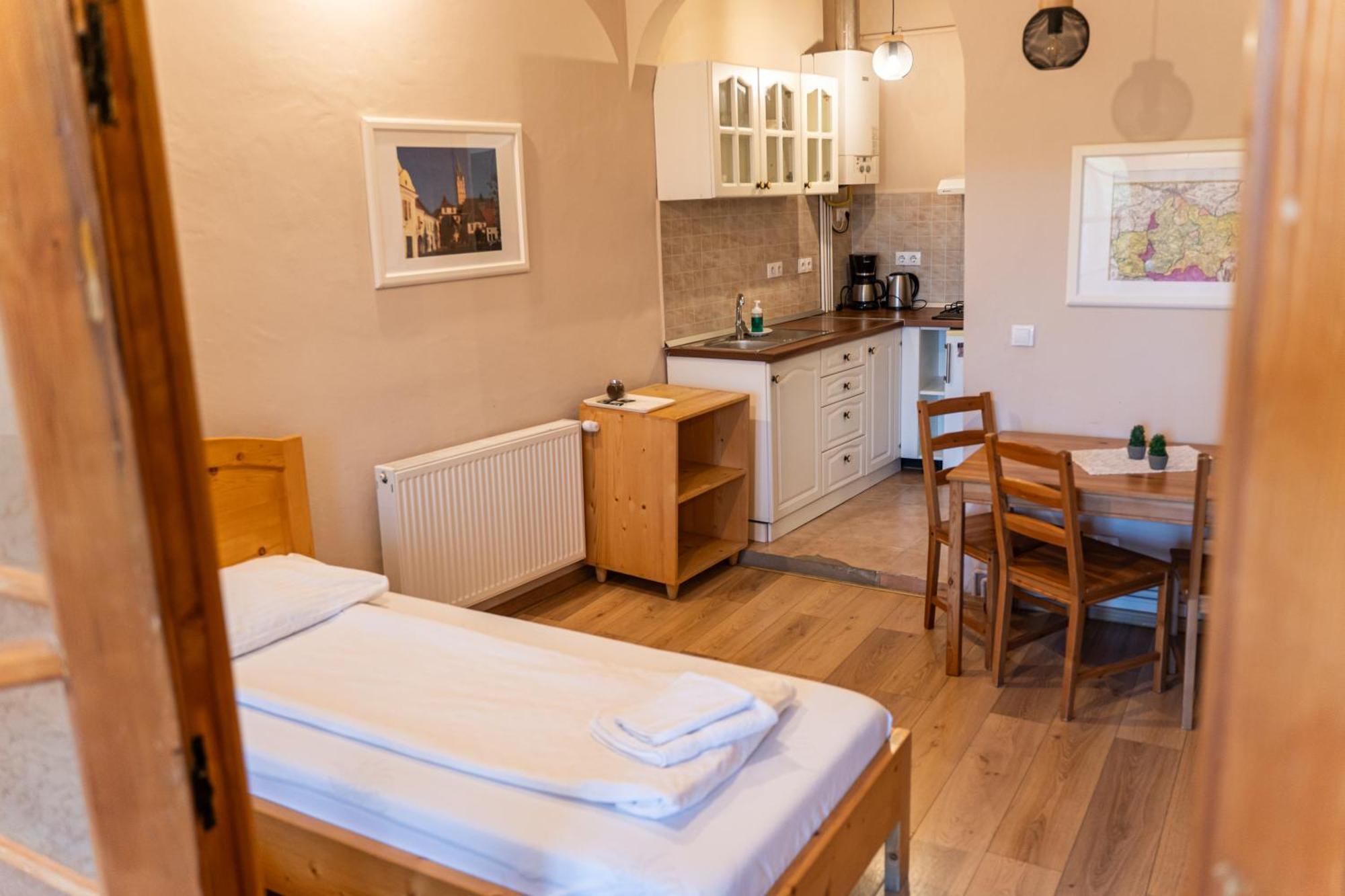 Fabini Apartments Медіаш Екстер'єр фото