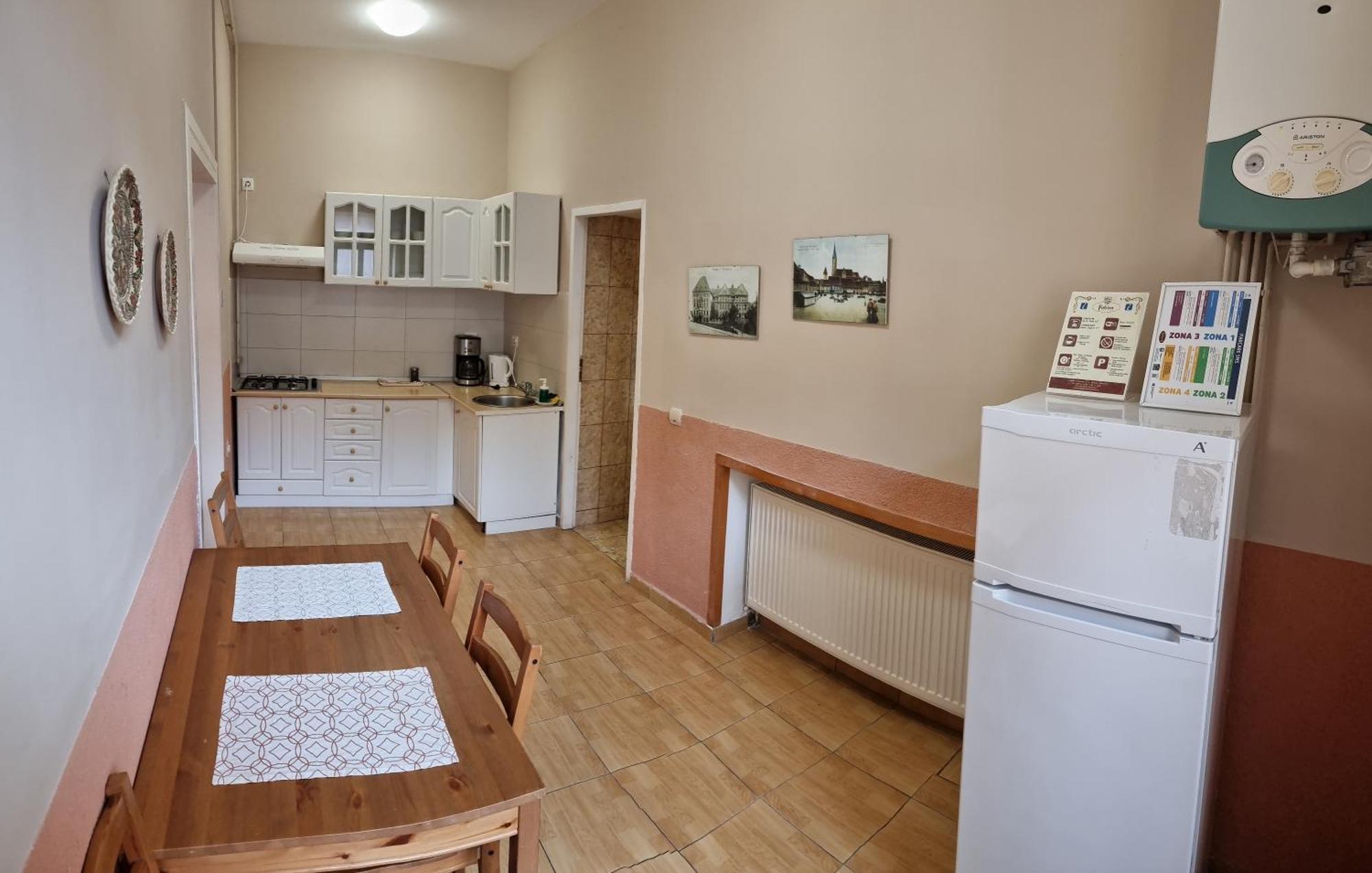 Fabini Apartments Медіаш Екстер'єр фото